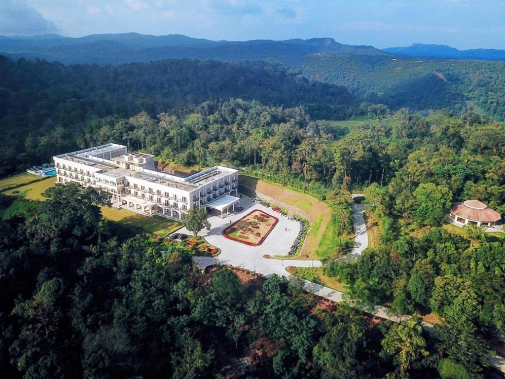 Montrose Golf Resort And Spa - Coorg Jambur Kültér fotó