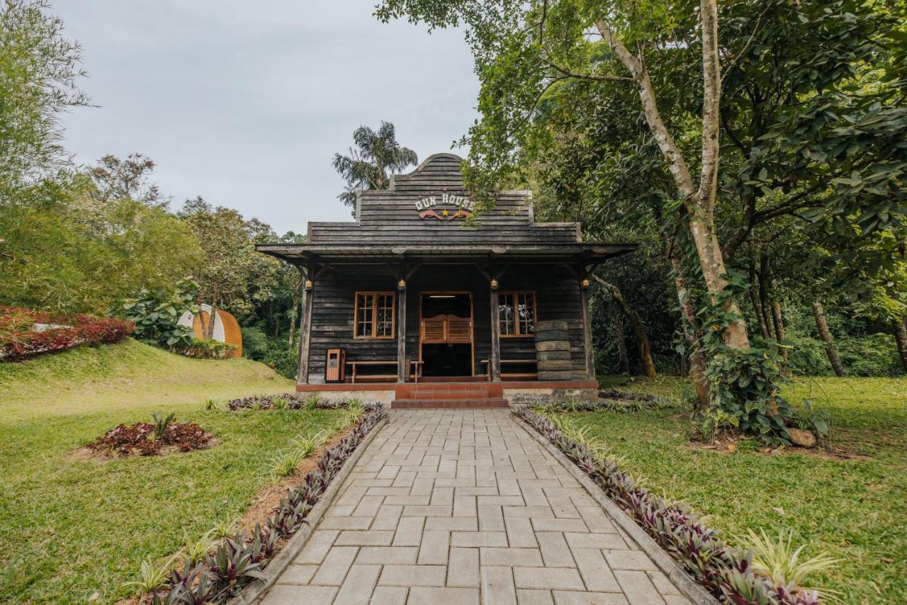 Montrose Golf Resort And Spa - Coorg Jambur Kültér fotó